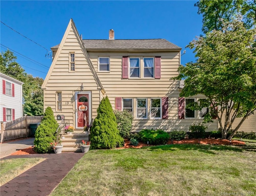 13 Centerfield St, Manchester, CT 06042 - photo 1
