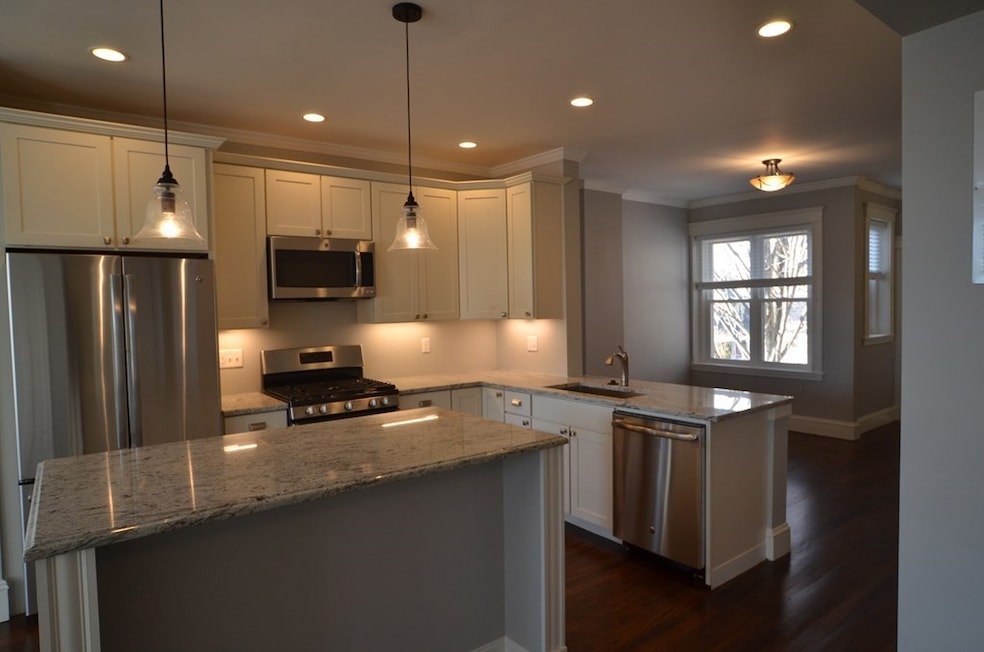 827 Centre St unit 3, Jamaica Plain, MA 02130 - photo 1