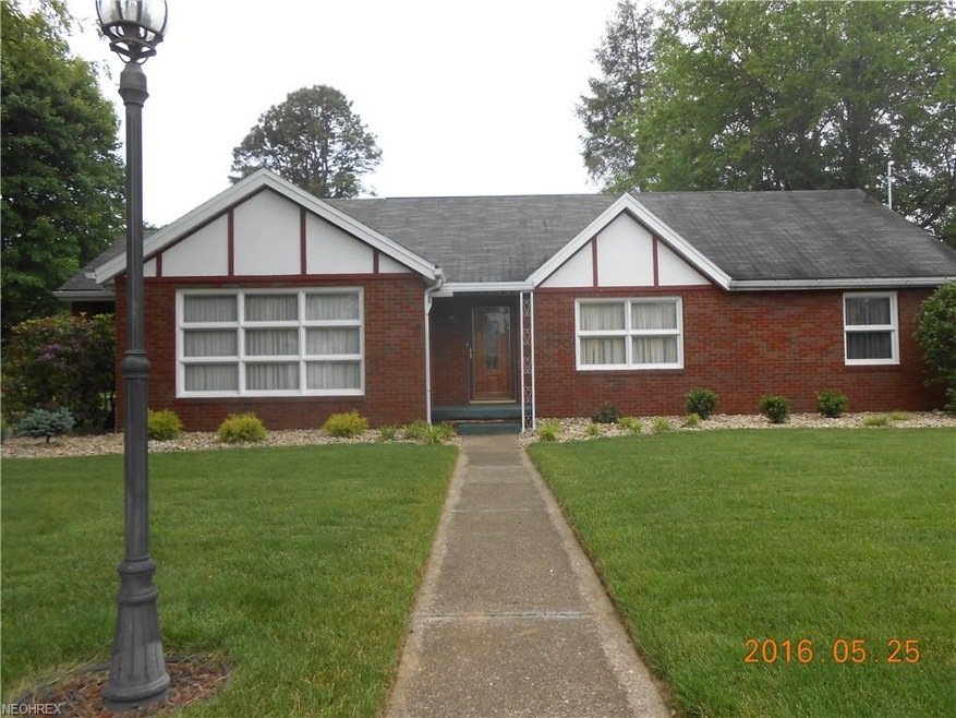 Well-maintained brick ranch