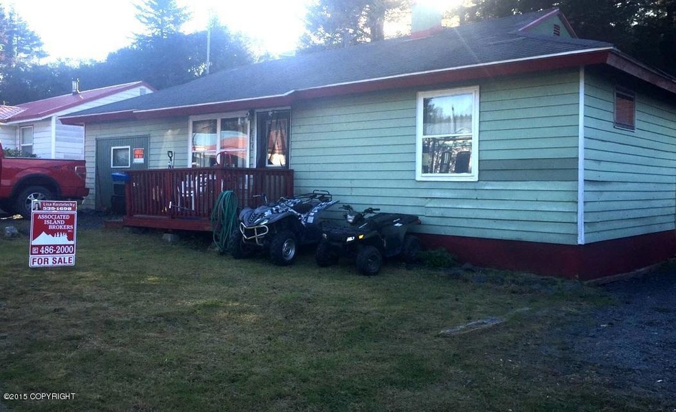 816 Willow St, Kodiak, AK 99615 - photo 1