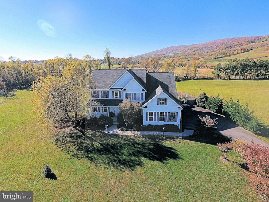 18626 Foggy Bottom Rd, Bluemont, VA 20135 - photo 1