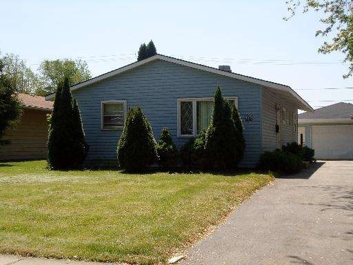 926 Berkley St, Carpentersville, IL 60110 - photo 1