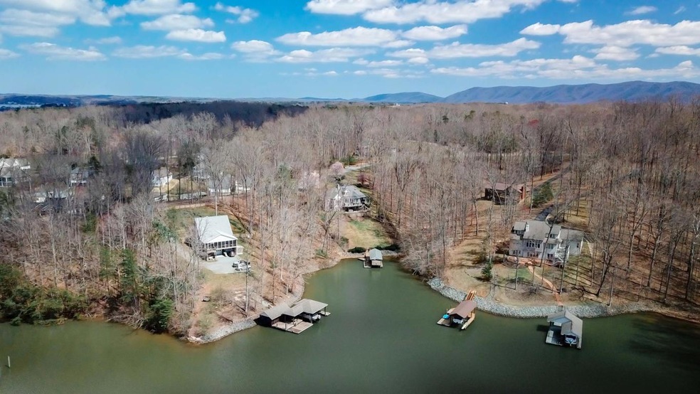 Beautiful Lake Lot