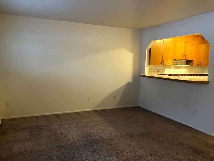 2526 W 27th Ave unit 6, Anchorage, AK 99517 - photo 1