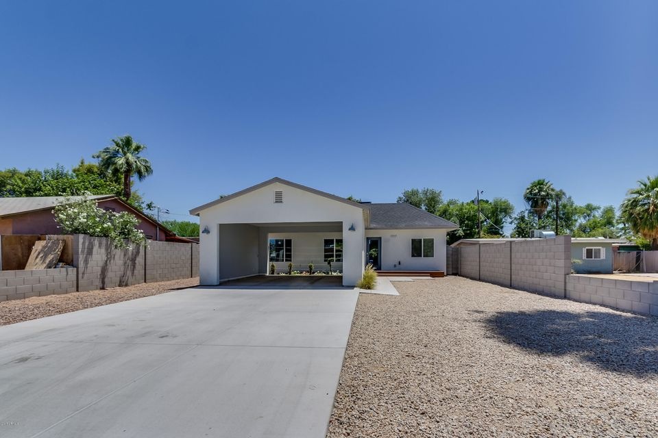 1717 E Cheery Lynn Rd, Phoenix, AZ 85016 - photo 1