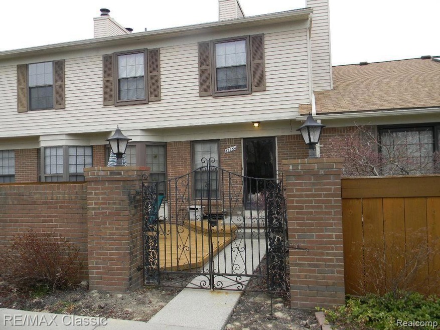 22264 Pondview
