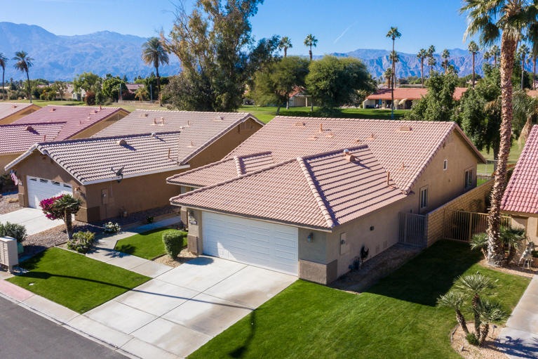 49293BarrymoreSt_MLS-45