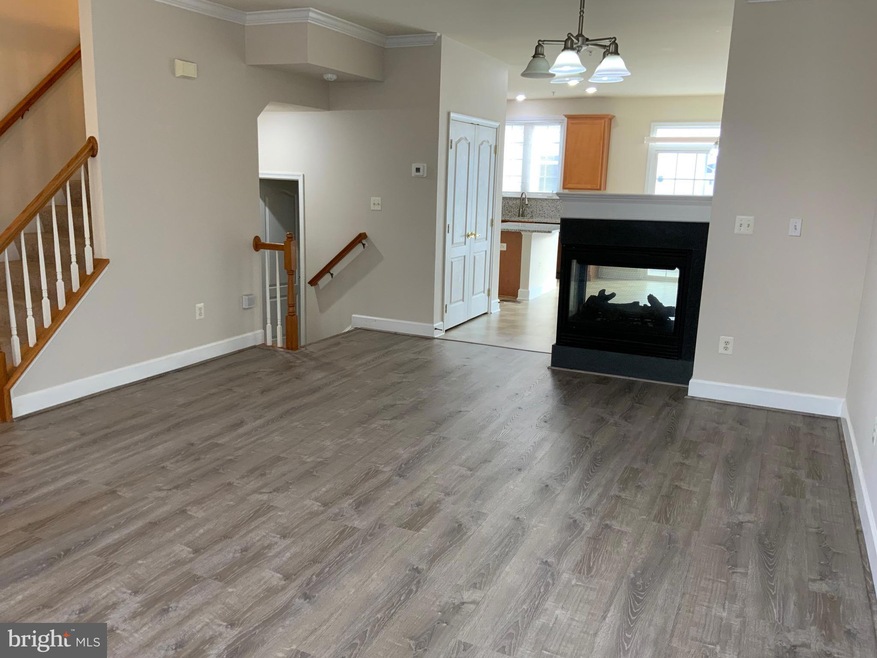 579 Pelican Ave, Gaithersburg, MD 20877 - photo 1