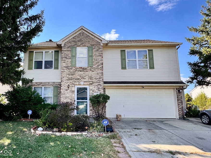 2308 Valley Creek West Ln, Indianapolis, IN 46229 - photo 1