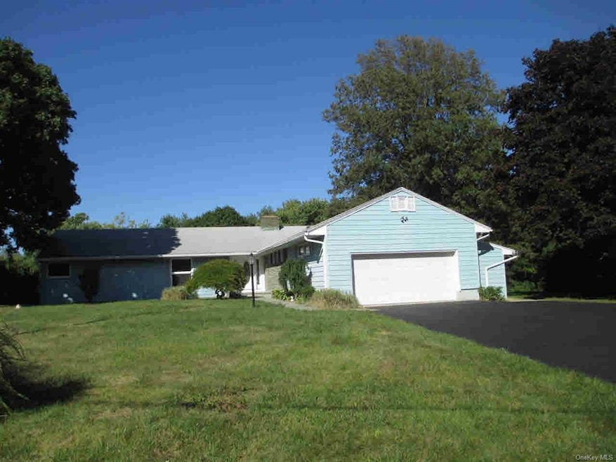 9 Ada Dr unit 1, Wappingers Falls, NY 12590 - photo 1