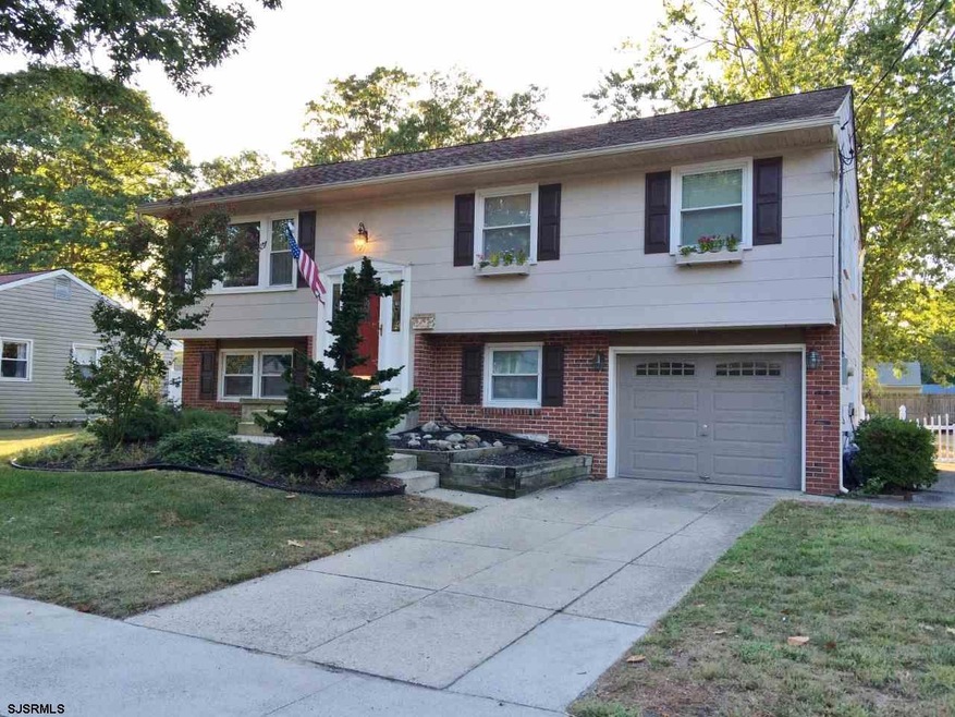 8 Southview Dr, Somers Point, NJ 08244 - photo 1