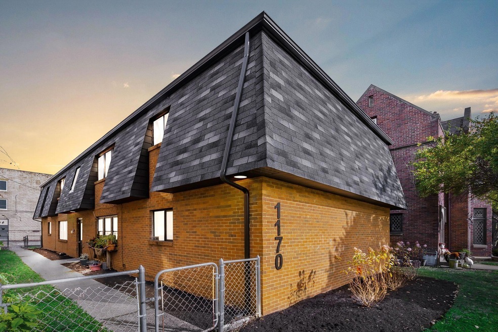 For Rent $1,330/month • Co-Listing Agent