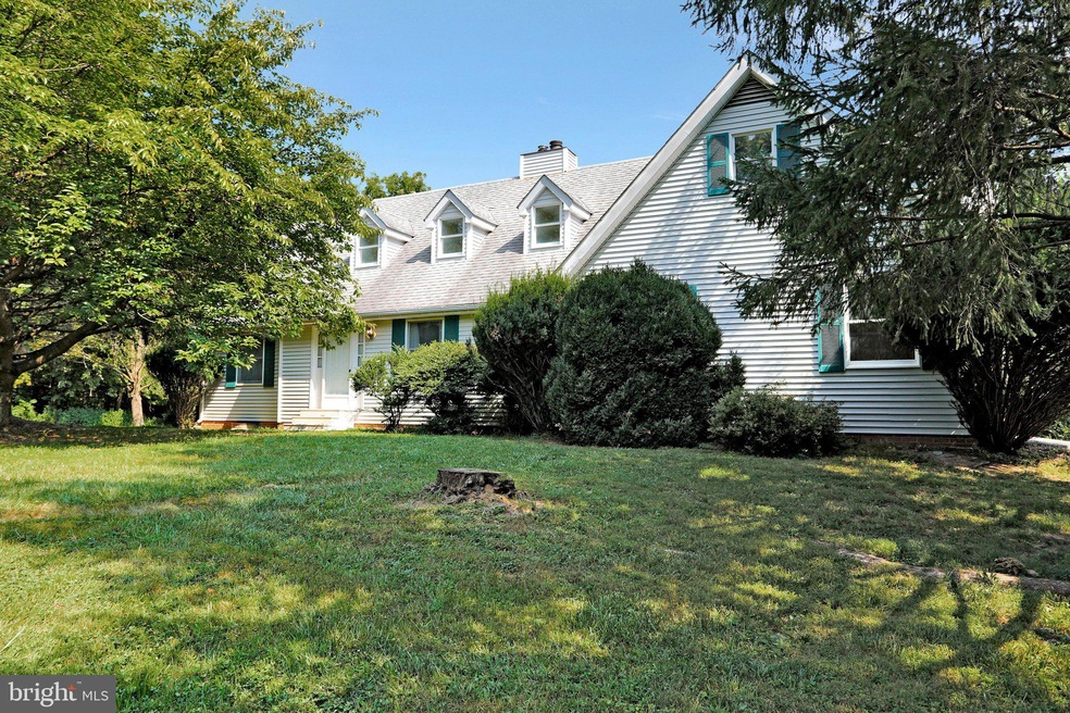 385 Chandler Dr, Shepherdstown, WV 25443 - photo 1