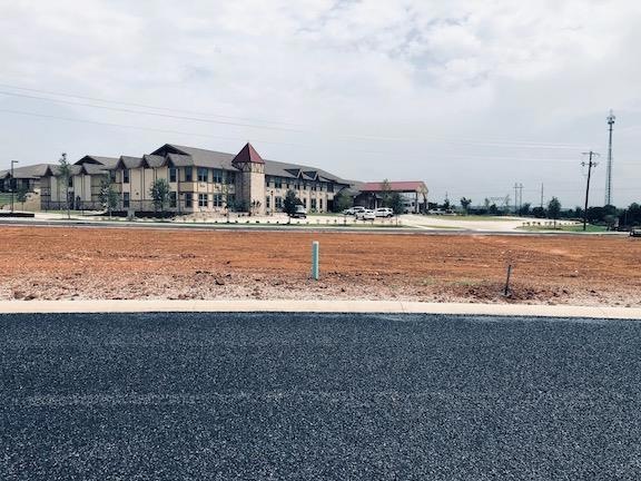 704 Shumard Ln unit 180, Fredericksburg, TX 78624 - photo 1