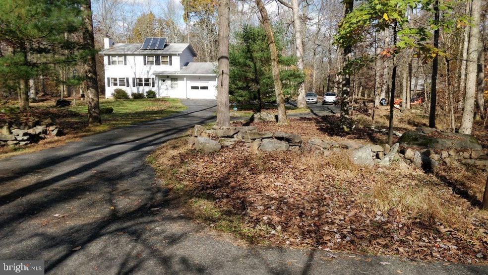 1970 Old Woods Rd, Green Lane, PA 18054 - photo 1