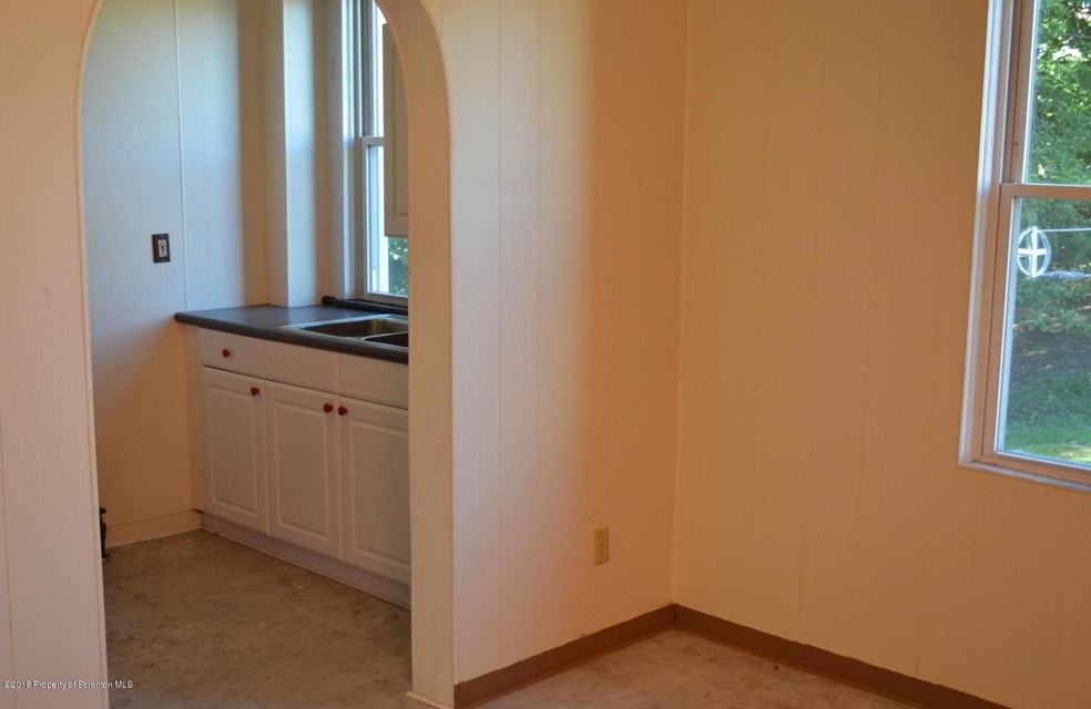 213 S Main St, Pittston, PA 18640 - photo 1