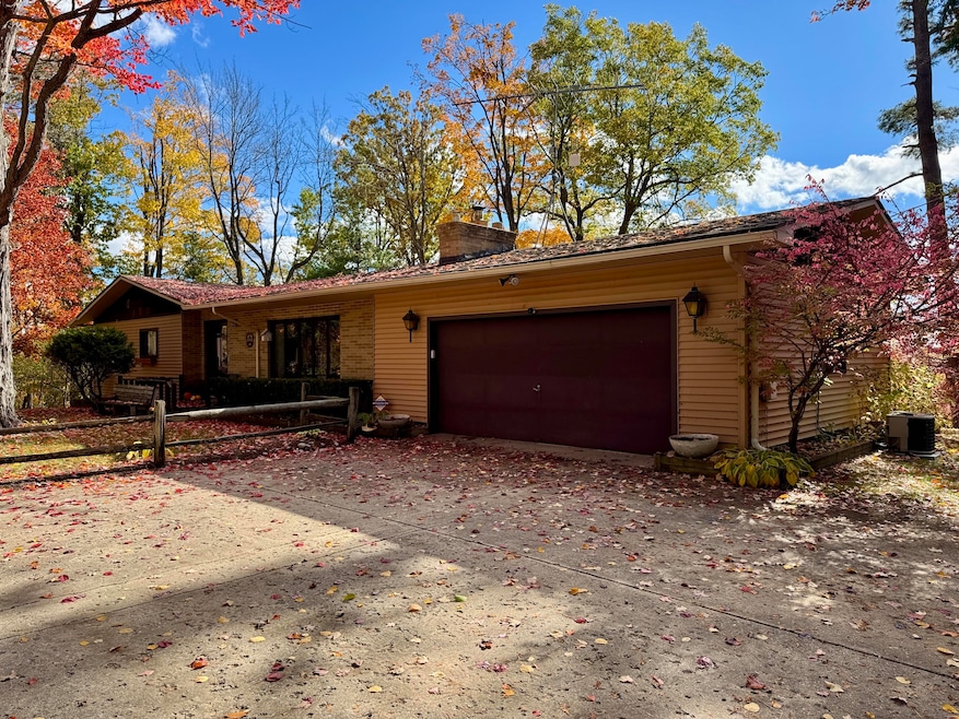 568 N Weaver Rd, Fairview, MI 48621 - photo 1