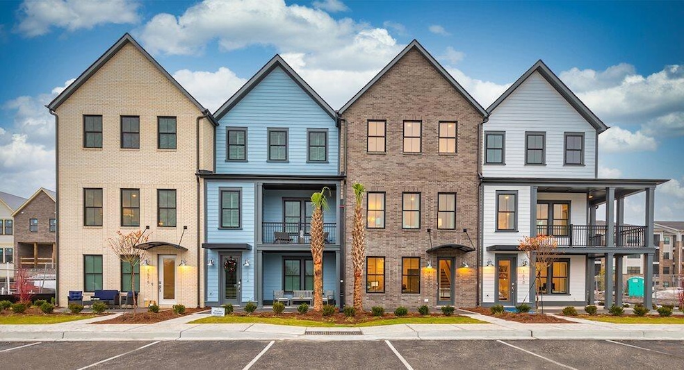 Midtown 4 Unit Masthead
