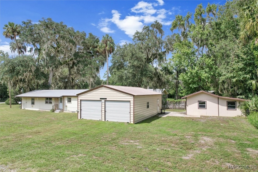 241 Hudson St, Inglis, FL 34449 - photo 1