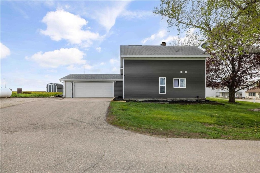 201 1st St, Haverhill, IA 50120 - photo 1