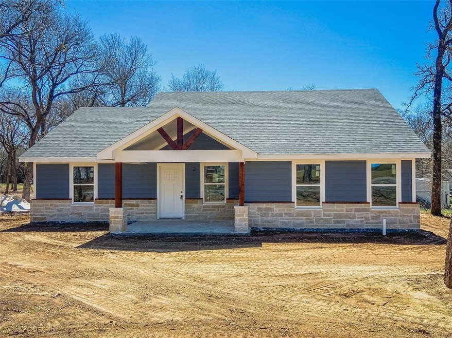 3126 Sky Harbour Dr, Granbury, TX 76049 - photo 1