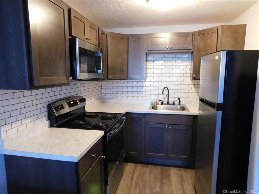 356 Franklin Ave unit A4, Hartford, CT 06114 - photo 1