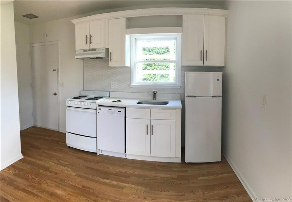 70 Anderson Ln unit 3, Southport, CT 06890 - photo 1