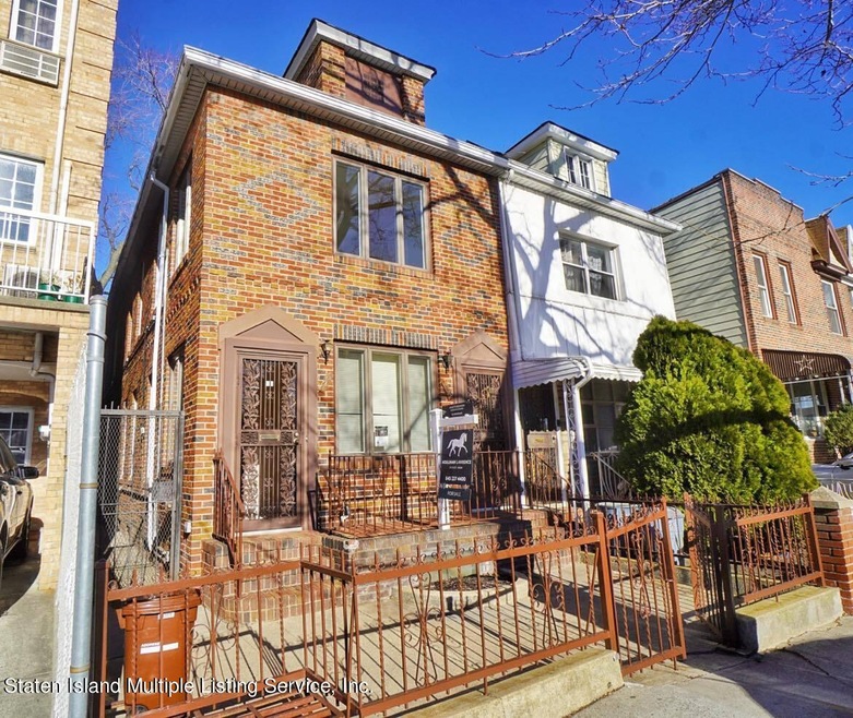 1.Front House