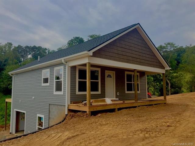 1048 Bear Creek Rd unit B, Leicester, NC 28748 - photo 1