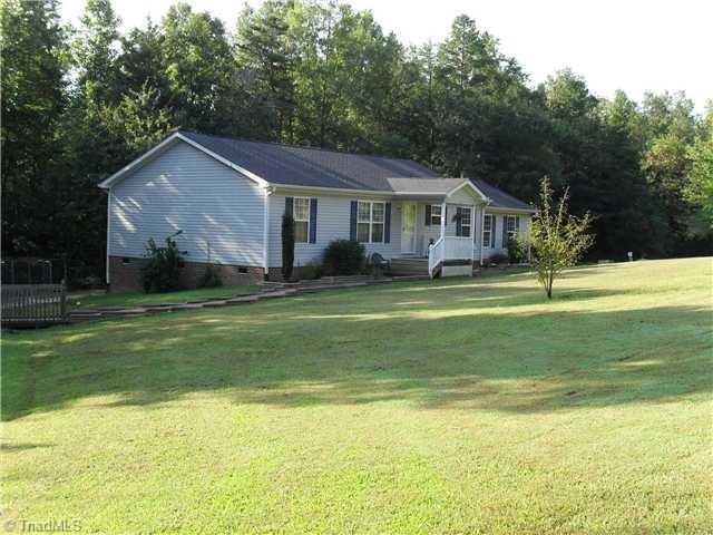 3458 Marathon Dr, Asheboro, NC 27205 - photo 1