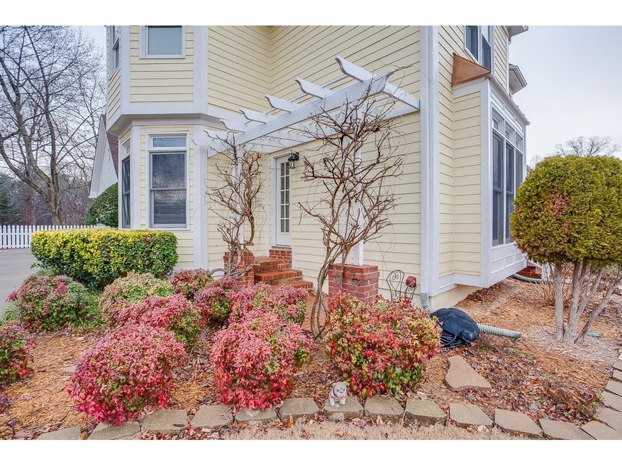 6359 Chestnut Pkwy, Flowery Branch, GA 30542 - photo 1