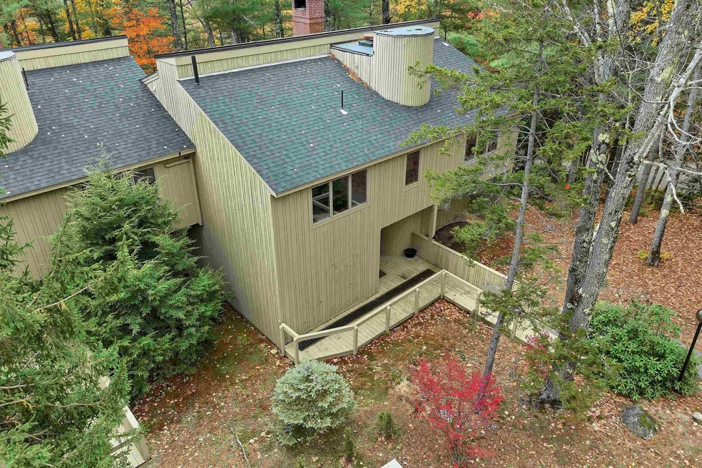 72 Cranmore Woods Ln unit 4, Conway, NH 03860 - photo 1