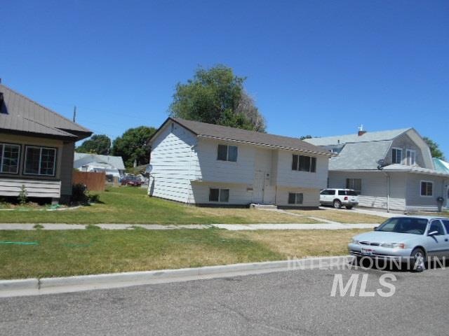 1742 Miller Ave, Burley, ID 83318 - photo 1