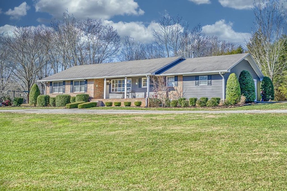 1826 Mountain Top Ln, Cookeville, TN 38506 - photo 1