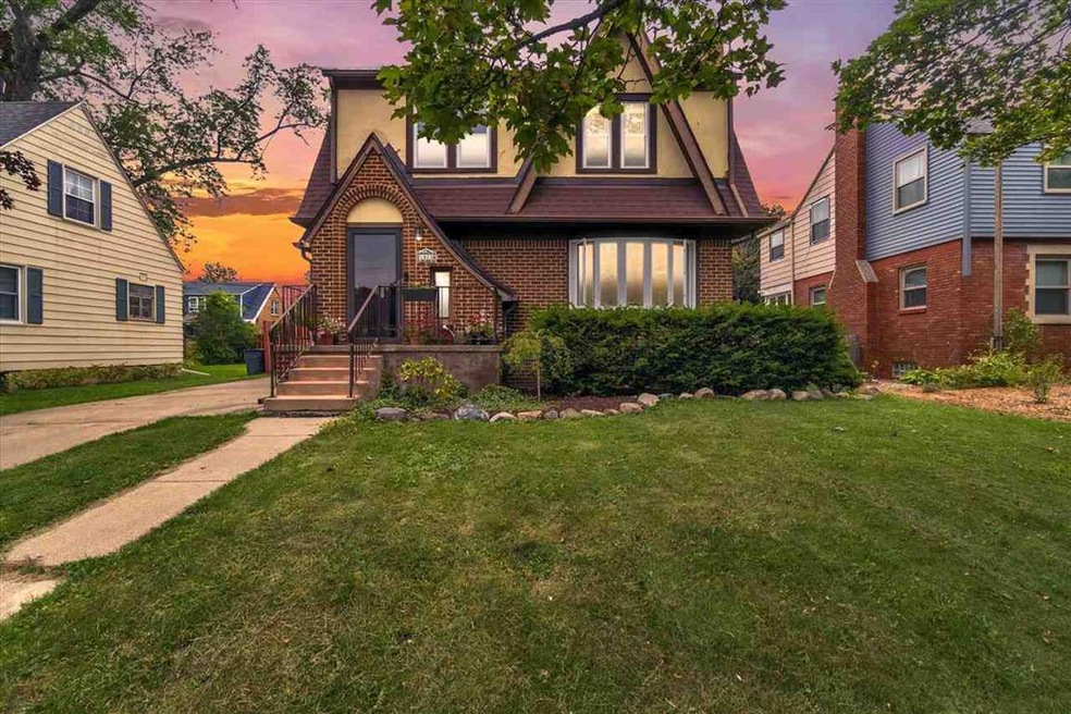 2013 Pierce St, Flint, MI 48503 - photo 1