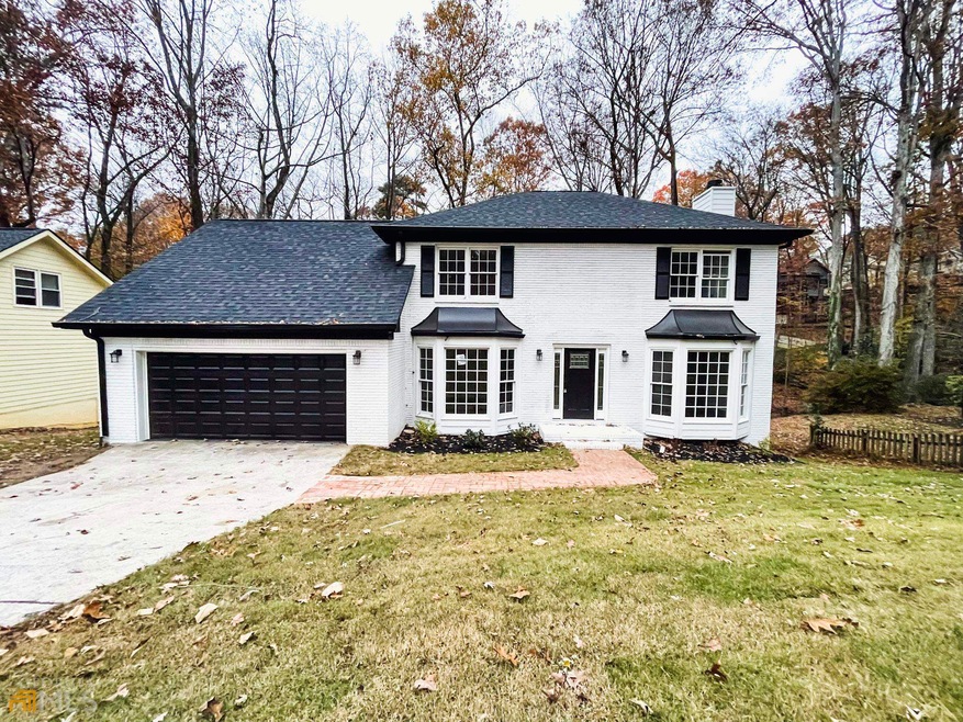 275 Spring Ridge Dr, Roswell, GA 30076 - photo 1