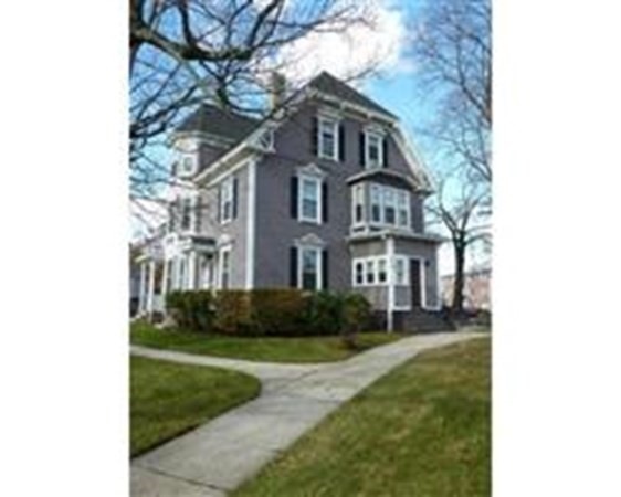 568 Main St unit 3, Woburn, MA 01801 - photo 1