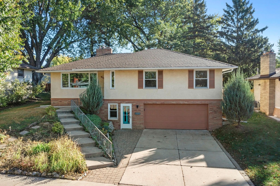 38 Morningside Dr, Saint Paul, MN 55119 - photo 1