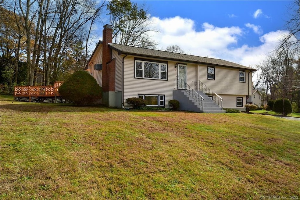 4 Gottier Dr, Vernon, CT 06066 - photo 1