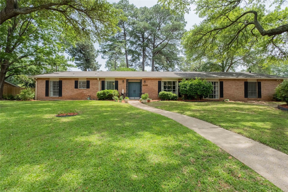 For Sale $319,000