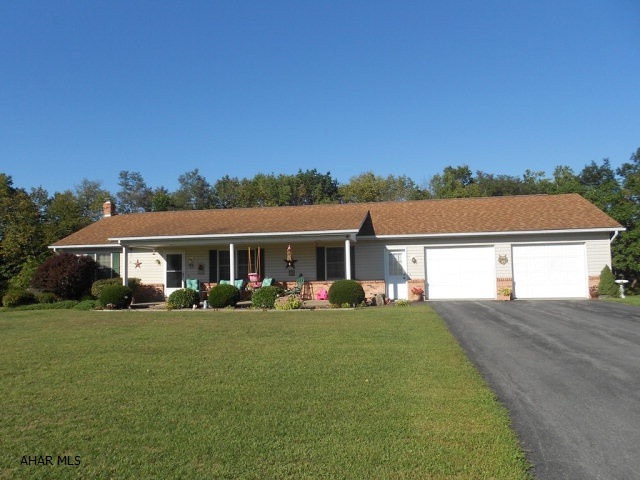 152 E 1st Ave, Everett, PA 15537 - photo 1