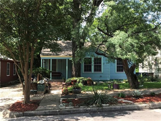 In the center of Austin, distant sounds of school 