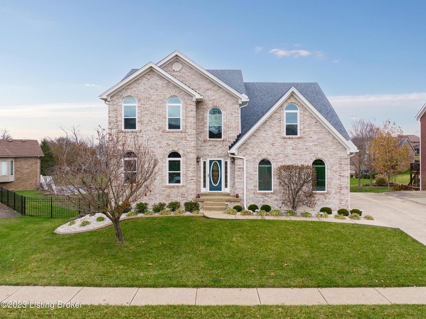 10810 Bardstown Woods Blvd-1