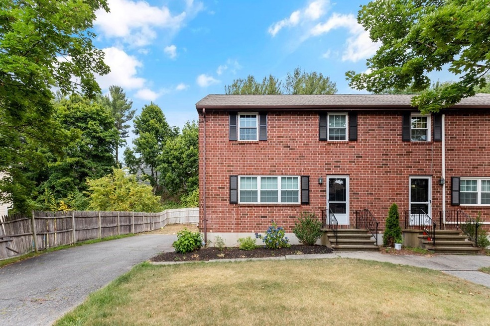 50 Charles Rd unit 50, Winchester, MA 01890 - photo 1