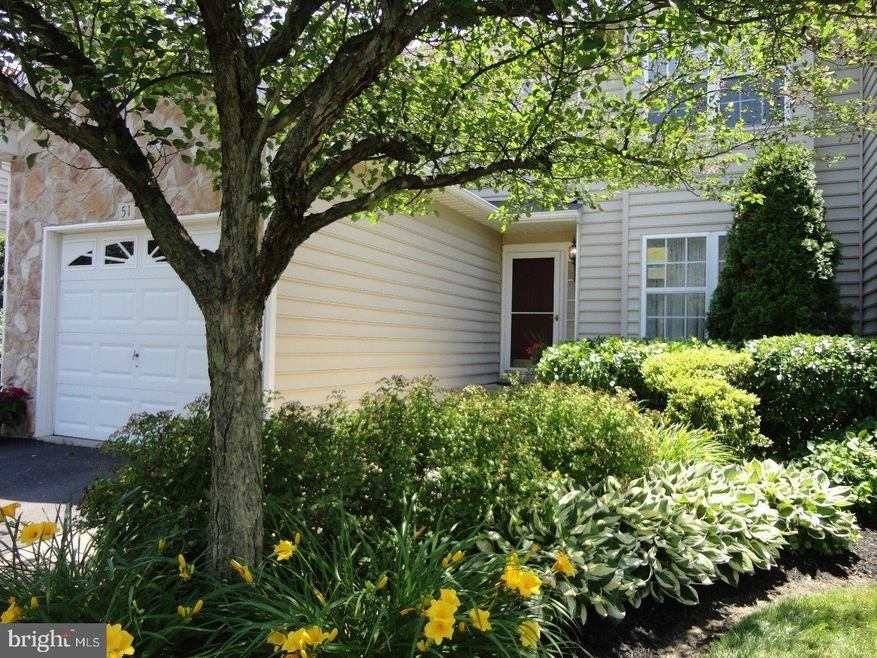 51 Palmer Dr, Moorestown, NJ 08057 - photo 1