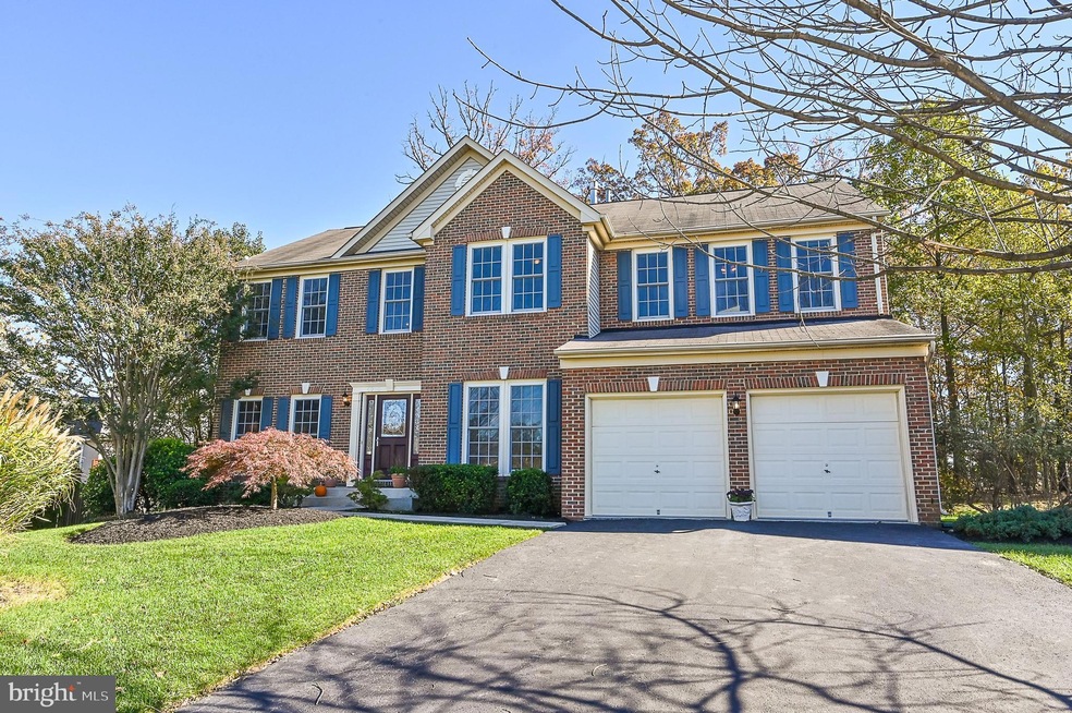 5715 Regal Crest Ct, Clifton, VA 20124 - photo 1