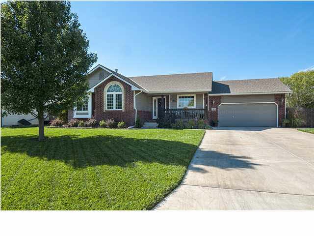 Awesome Curb Appeal!