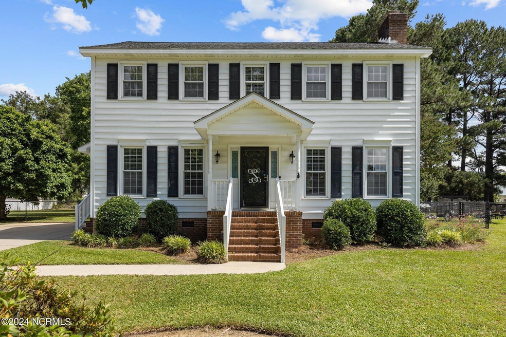 2344 Woodridge Dr, Winterville, NC 28590 - photo 1