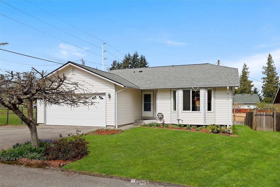 7411 Upper Ridge Rd, Everett, WA 98203 - photo 1