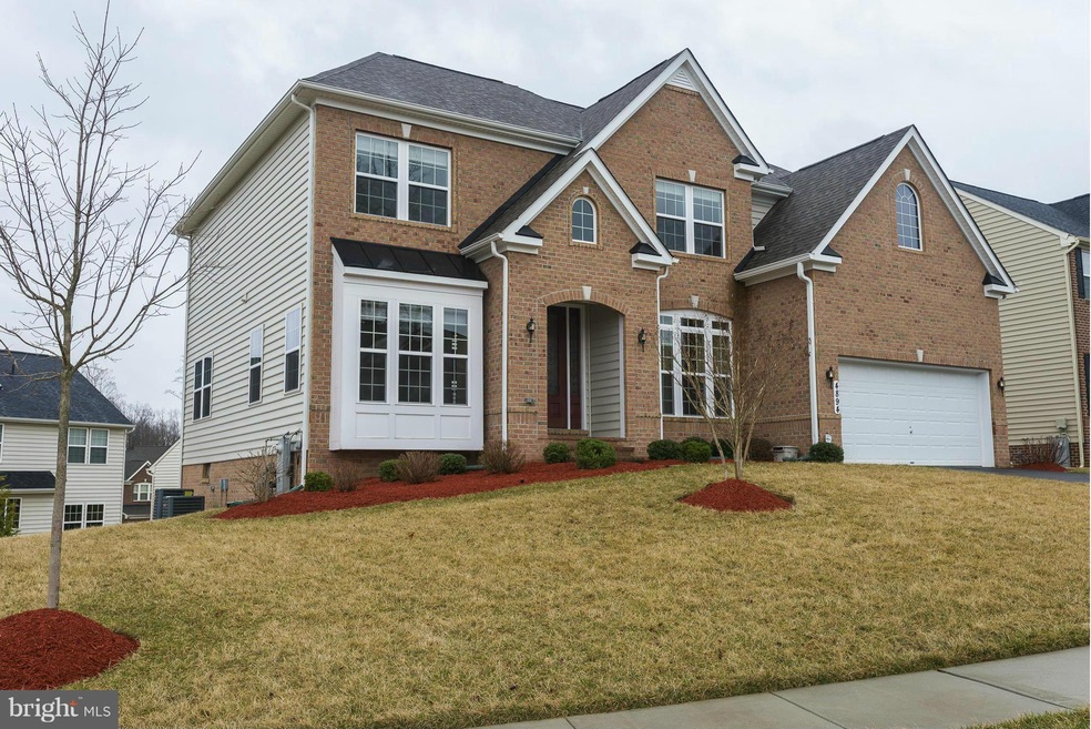 4894 Royal Coachman Dr, Elkridge, MD 21075 - photo 1